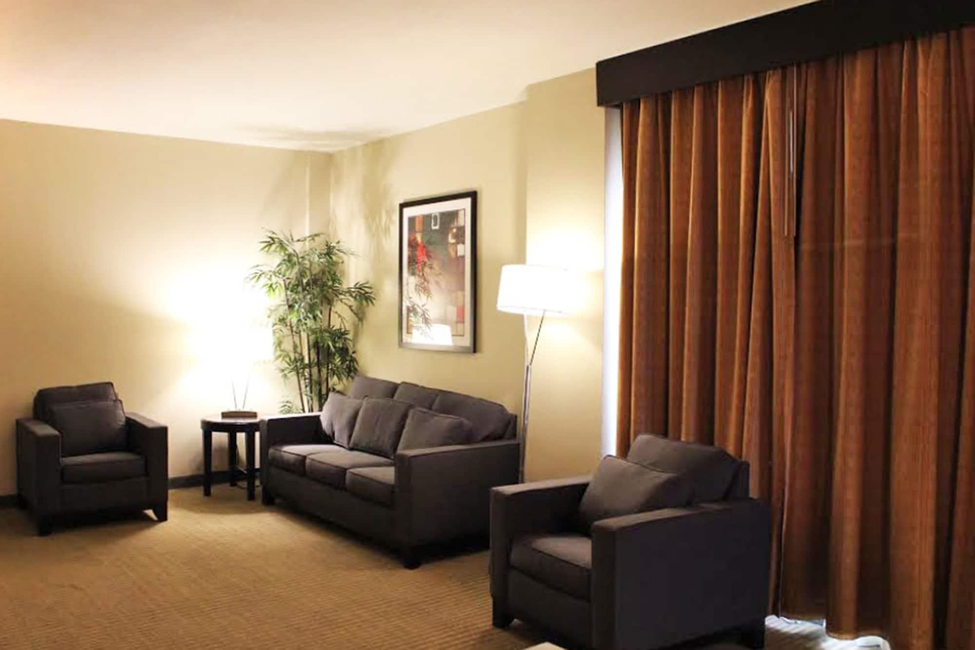 Embassy Suites By Hilton Laredo Extérieur photo