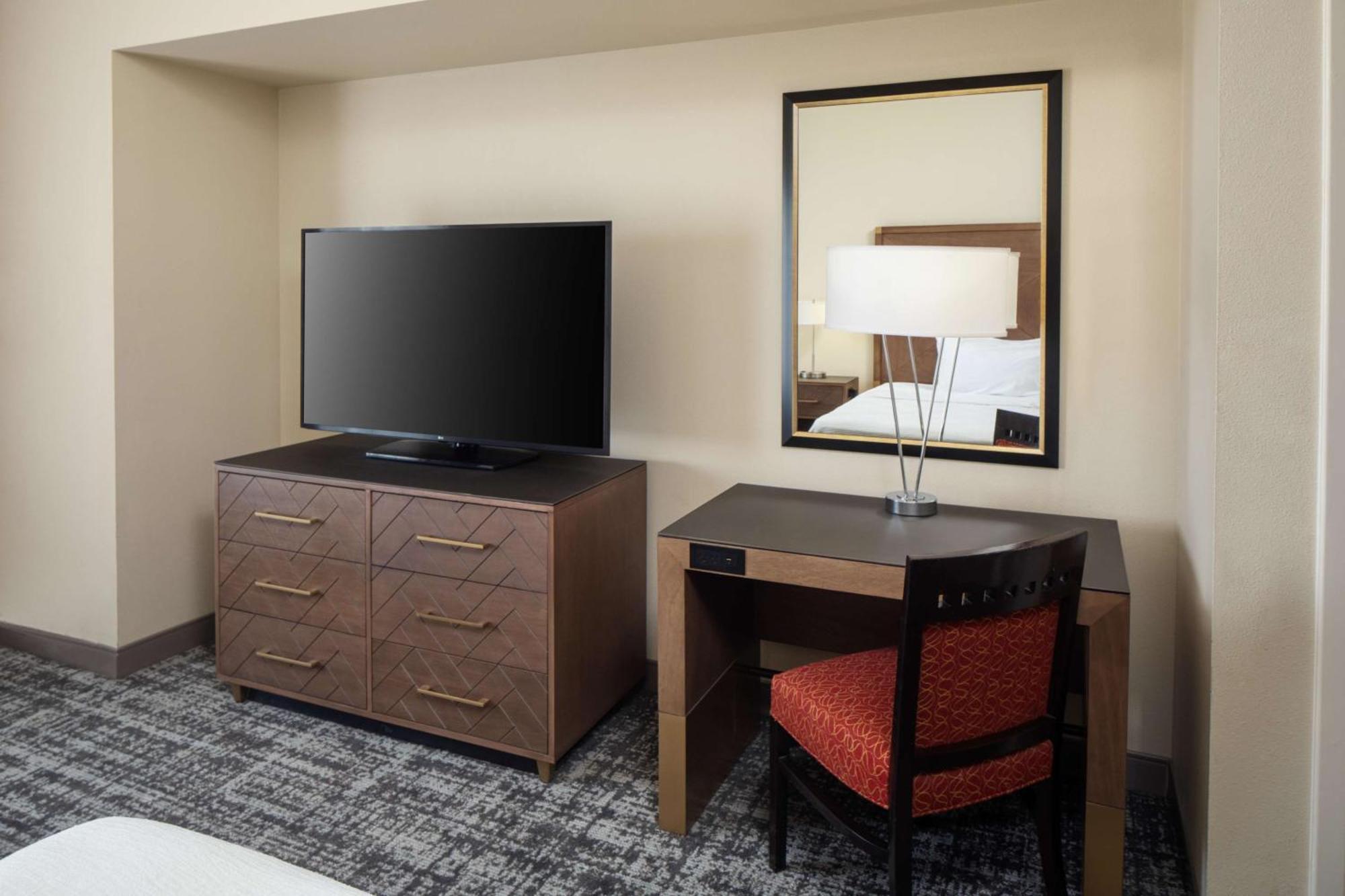 Embassy Suites By Hilton Laredo Extérieur photo