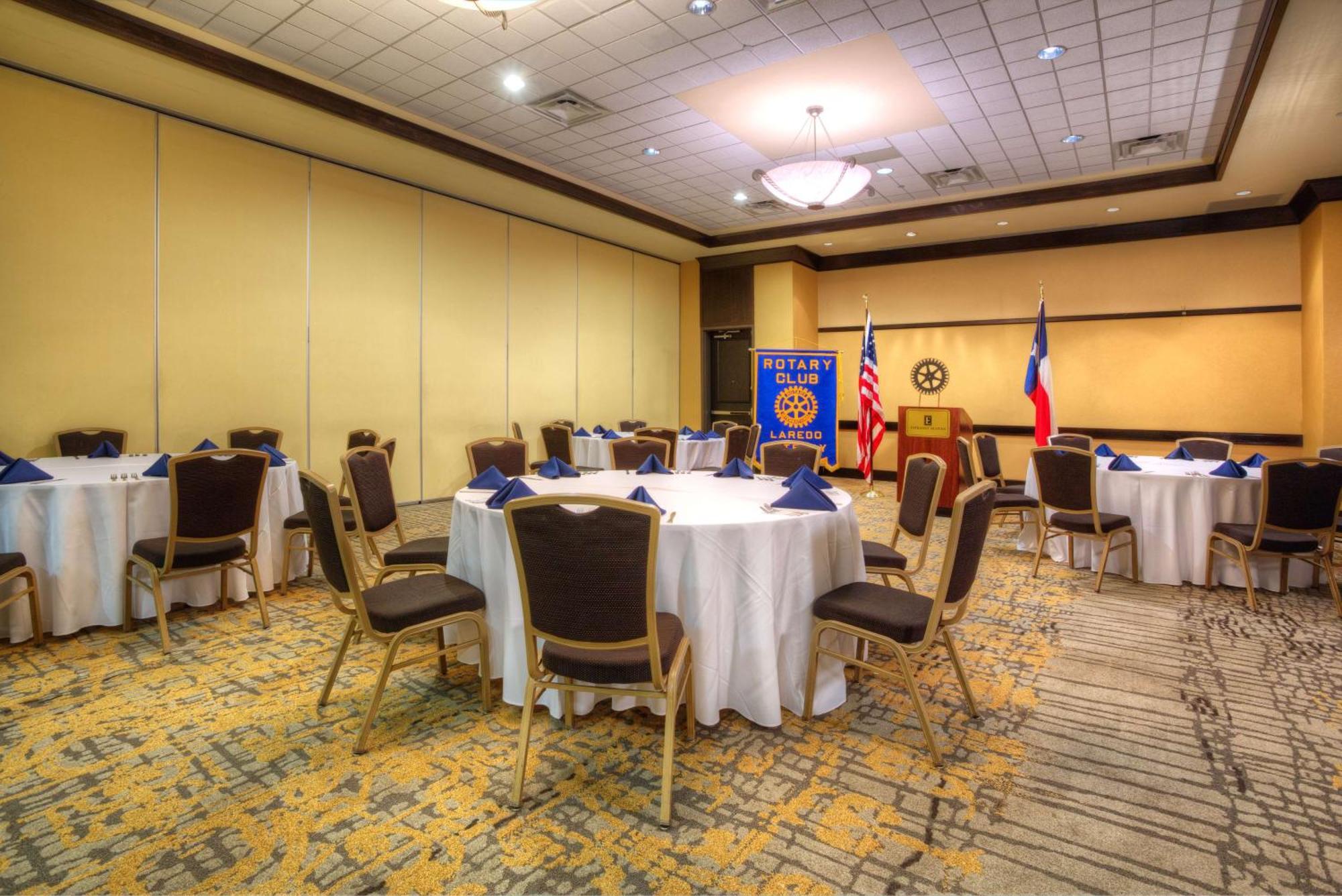 Embassy Suites By Hilton Laredo Extérieur photo
