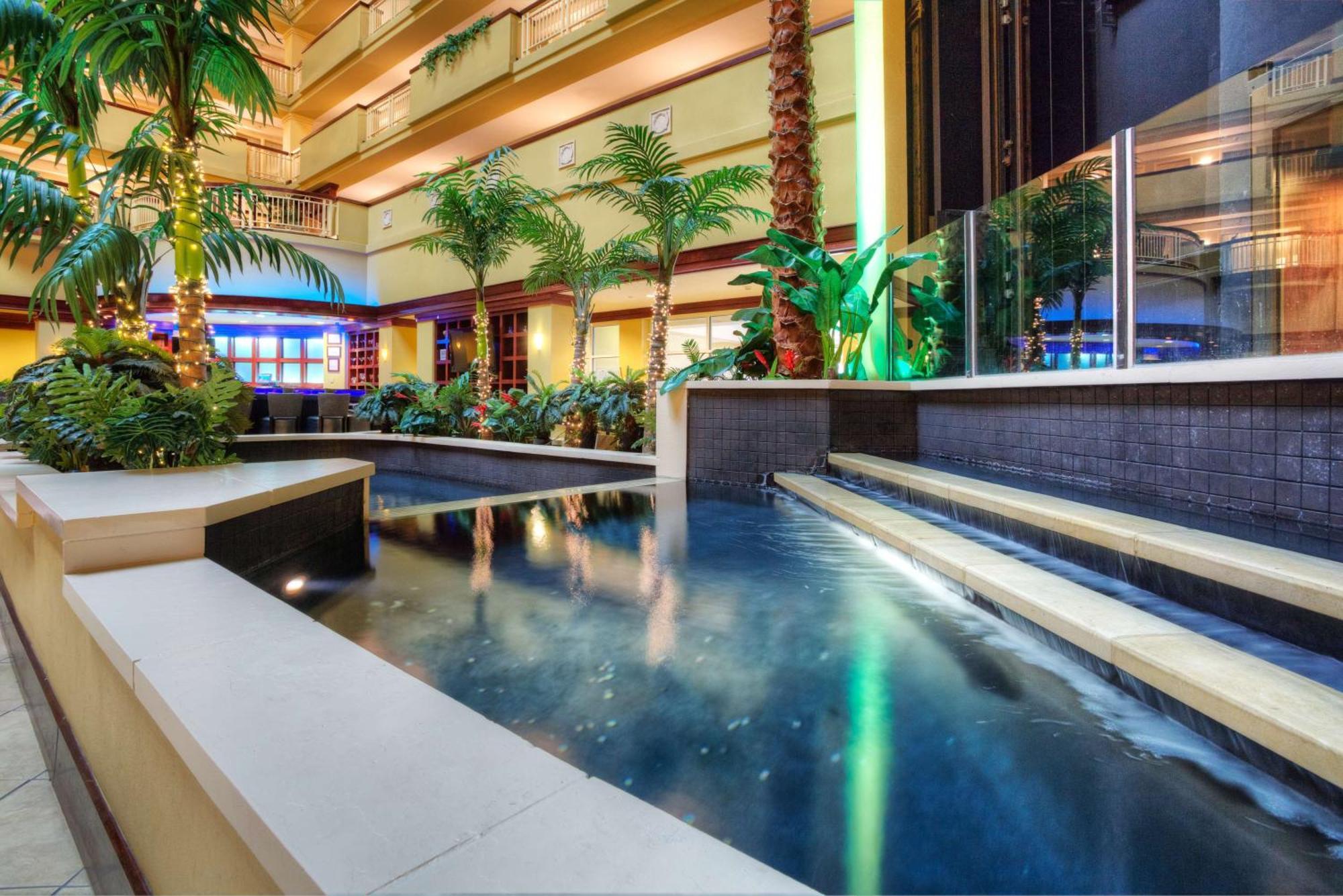 Embassy Suites By Hilton Laredo Extérieur photo