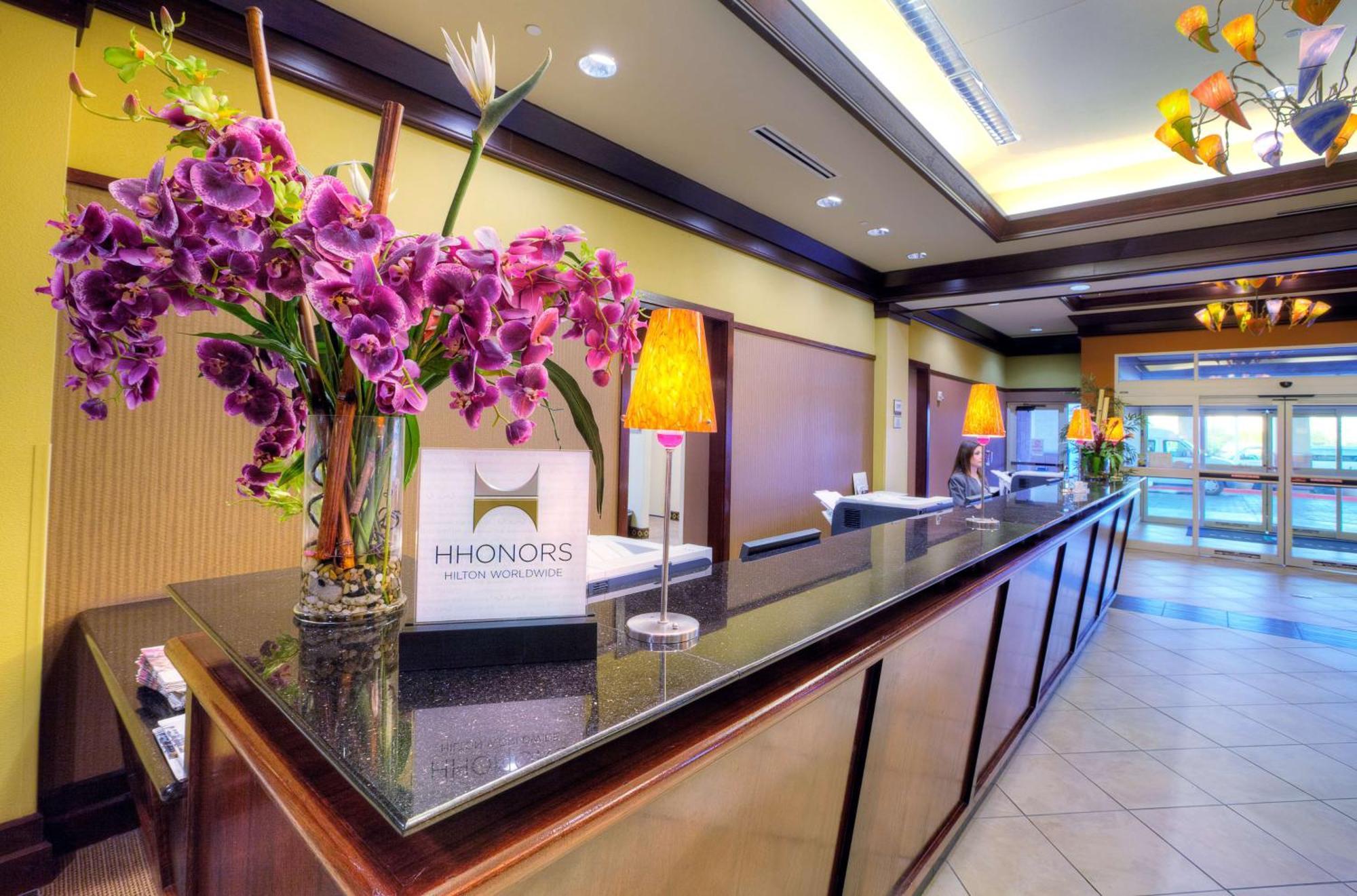 Embassy Suites By Hilton Laredo Extérieur photo