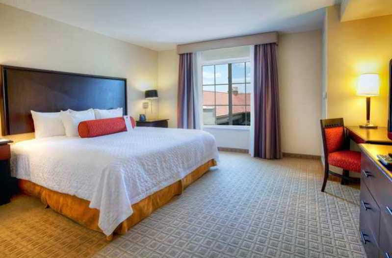 Embassy Suites By Hilton Laredo Extérieur photo